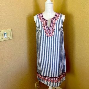 Artisan NY linen tunic style dress. Perfect for Summer